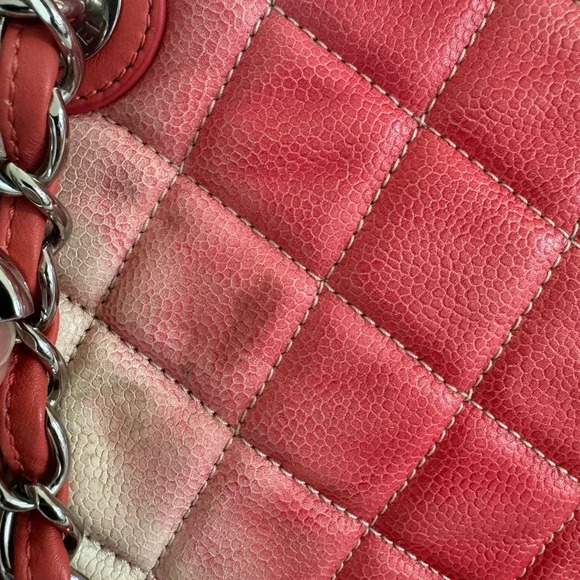 CHANEL Tote Caviar leather rare. EUC - Picture 4 of 14